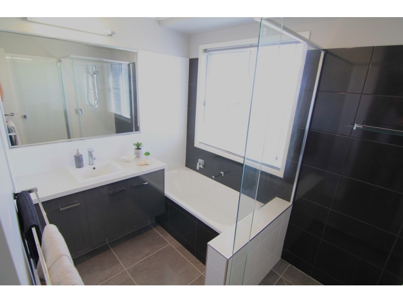 56 Bennett Street, Kleinton QLD 4352