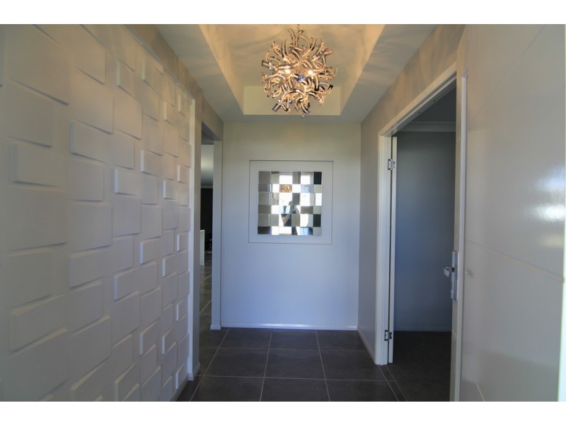 56 Bennett Street, Kleinton QLD 4352