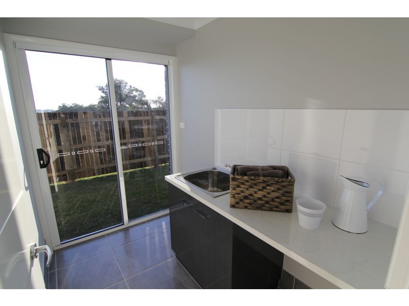 56 Bennett Street, Kleinton QLD 4352