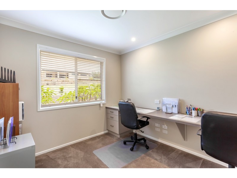 11 Kingston Road, Hodgson Vale QLD 4352