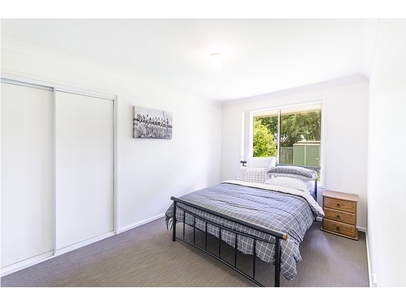 1 Sharon Court, Darling Heights QLD 4350