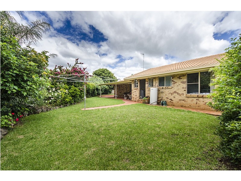 1 Sharon Court, Darling Heights QLD 4350