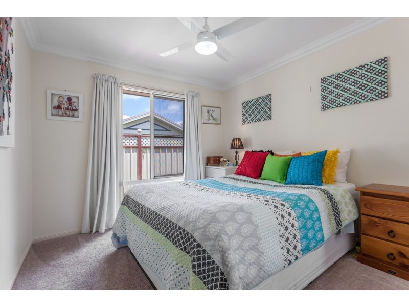 17 Pillar Street, Middle Ridge QLD 4350