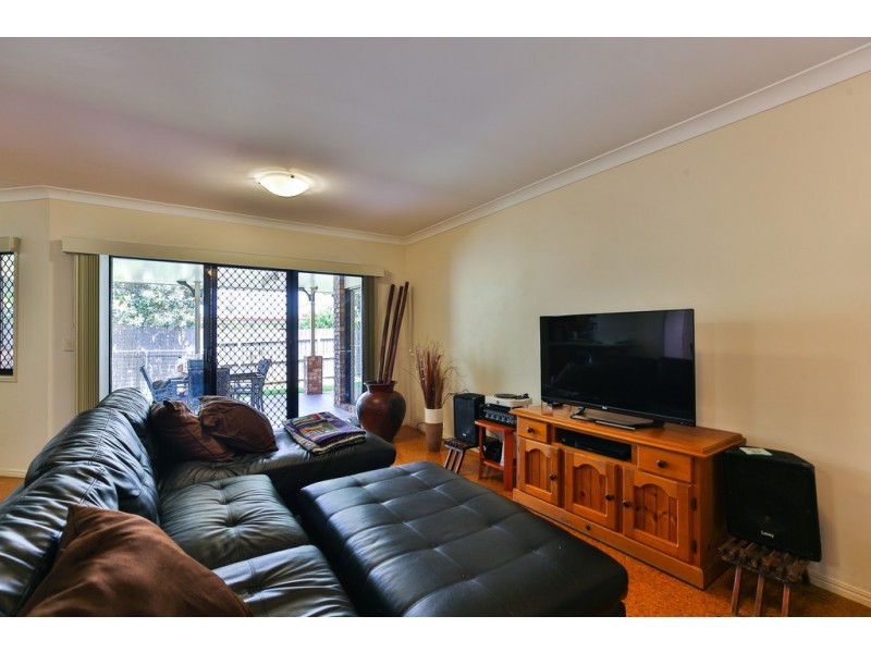 28 Holt Street, Middle Ridge QLD 4350