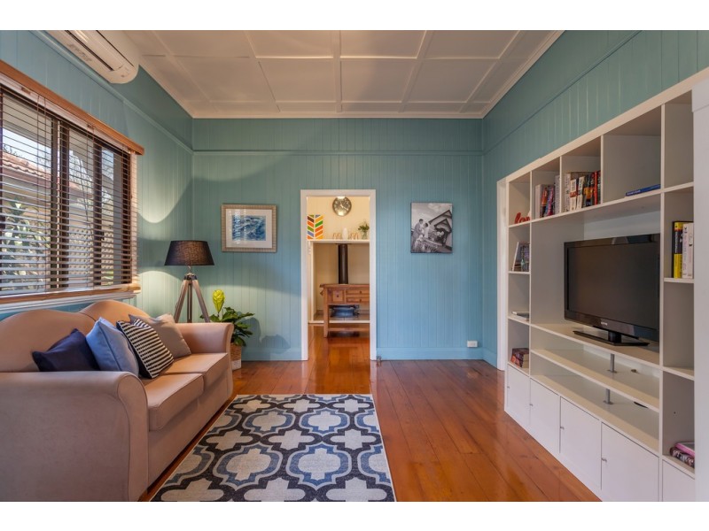 16 Kenneth Street, North Toowoomba QLD 4350
