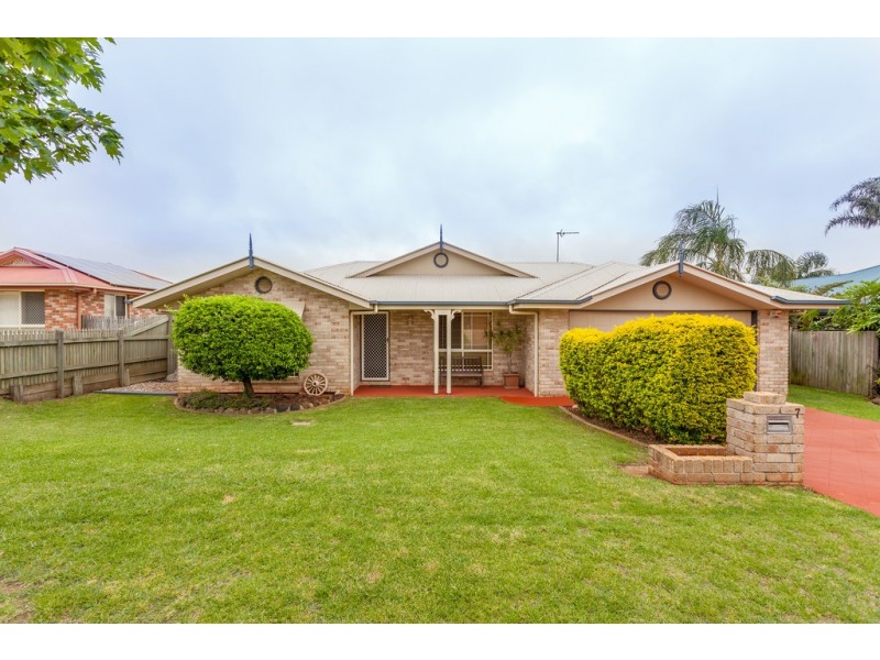 7 Paulene Crescent, Kearneys Spring QLD 4350