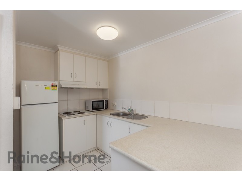 12/5 Uniplaza Court, Kearneys Spring QLD 4350