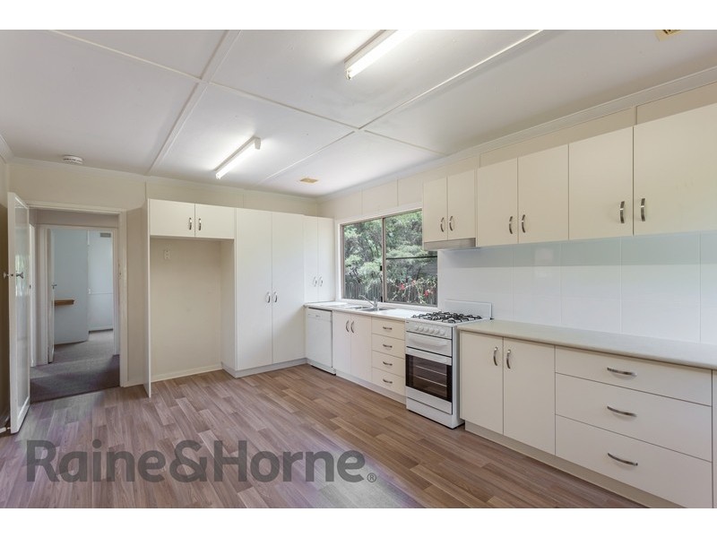 22 Dwyer Street, Harlaxton QLD 4350