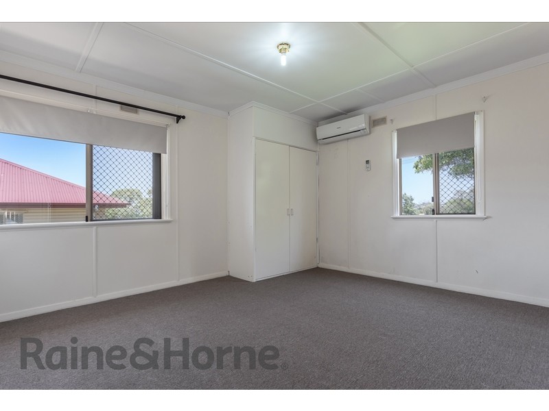 22 Dwyer Street, Harlaxton QLD 4350