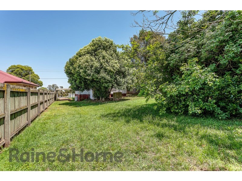 22 Dwyer Street, Harlaxton QLD 4350