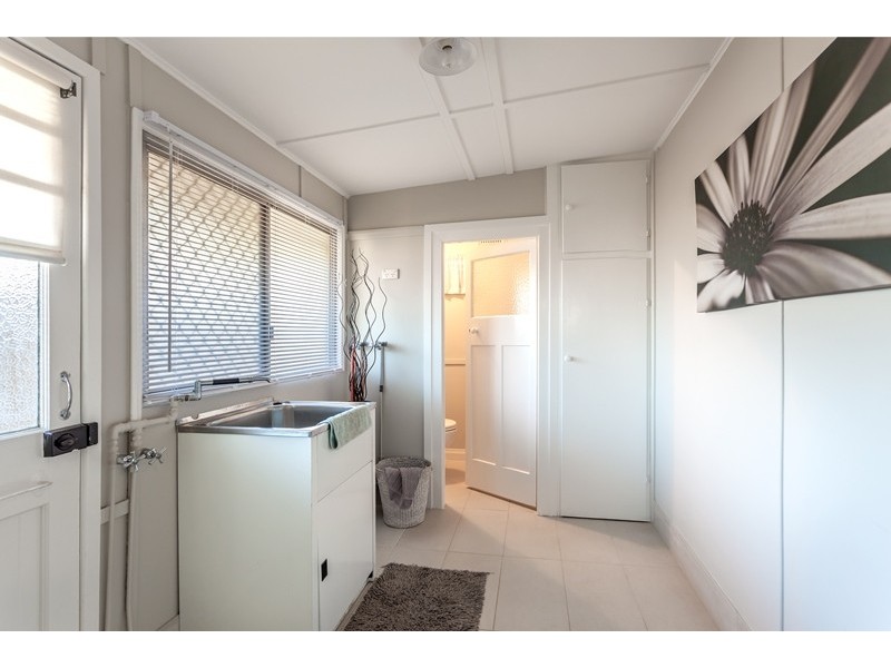 100 Water Street, South Toowoomba QLD 4350