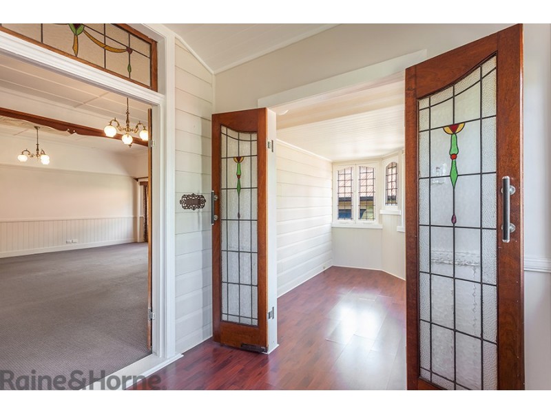 31 Anzac Avenue, Newtown QLD 4350