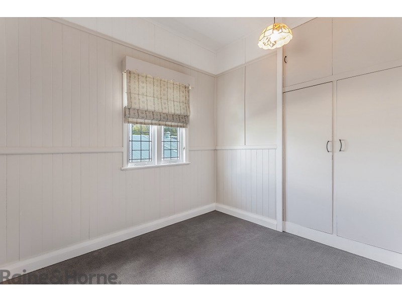 31 Anzac Avenue, Newtown QLD 4350