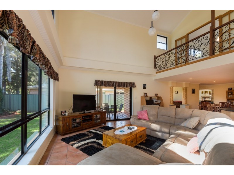 7 Georgina Court, Kearneys Spring QLD 4350