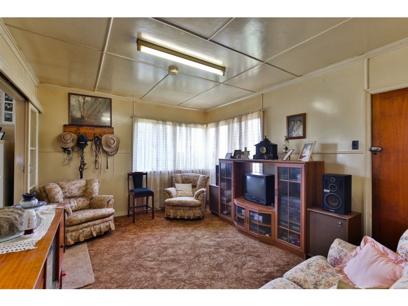 165 North Street, Rockville QLD 4350