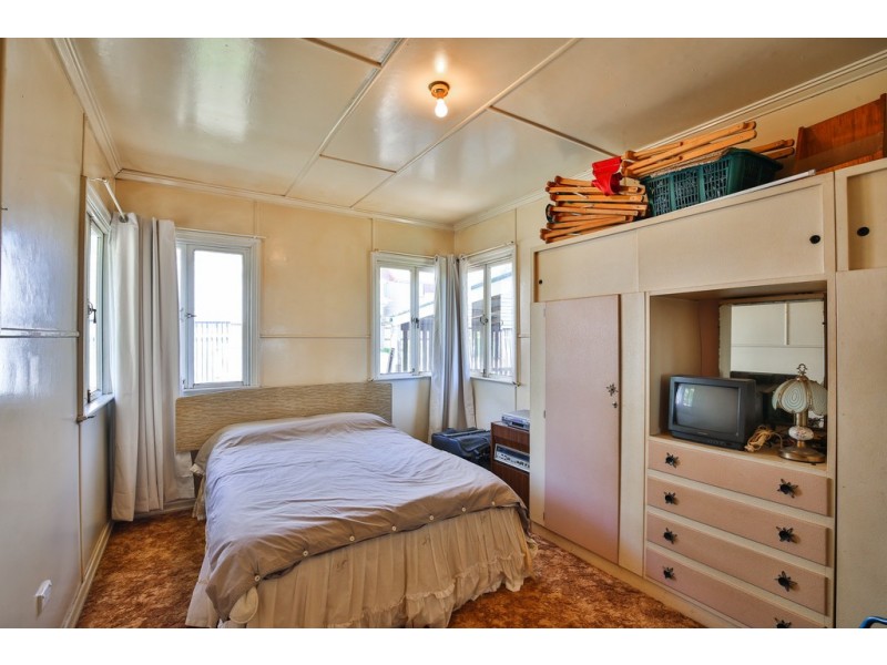 165 North Street, Rockville QLD 4350