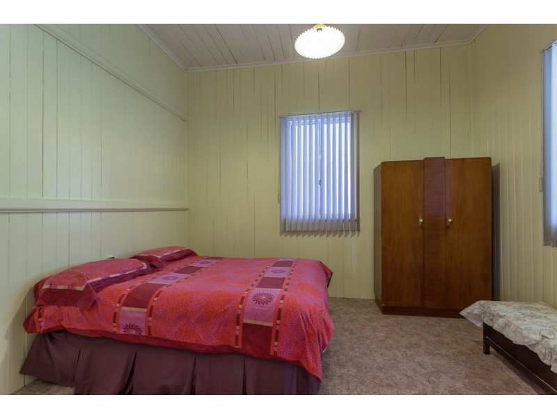 231 Mackenzie Street, Centenary Heights QLD 4350