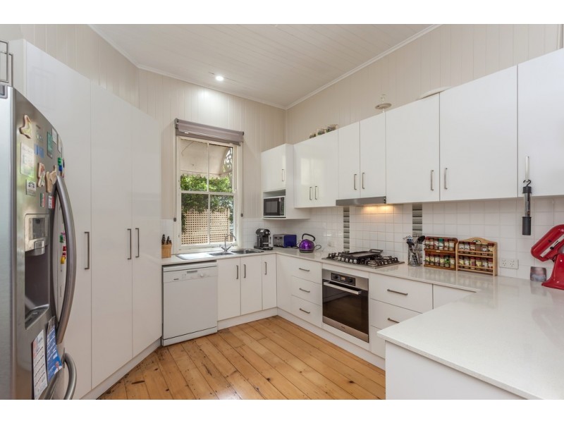 30 Dunmore Street, East Toowoomba QLD 4350