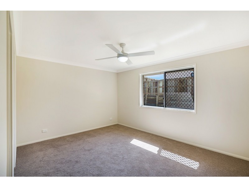 22 Renshaw Crescent, Kearneys Spring QLD 4350