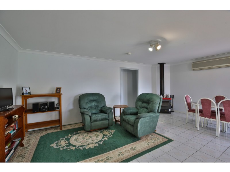 3 Nellie Street, Centenary Heights QLD 4350