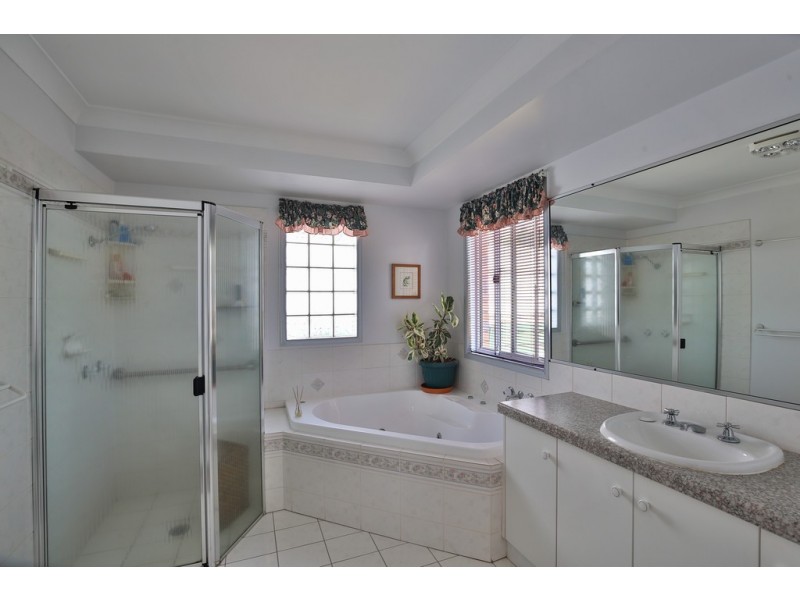 3 Nellie Street, Centenary Heights QLD 4350