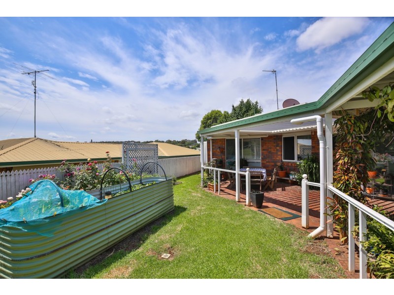 3 Nellie Street, Centenary Heights QLD 4350