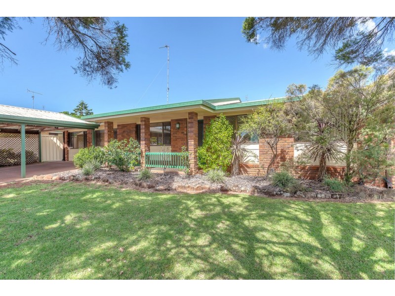 29 Lotus Crescent, Centenary Heights QLD 4350