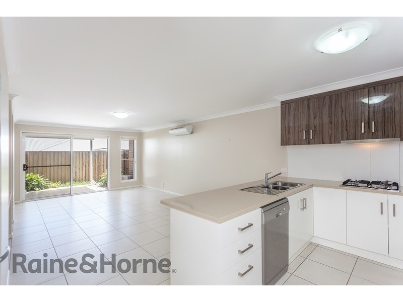 2/6 View Street, South Toowoomba QLD 4350