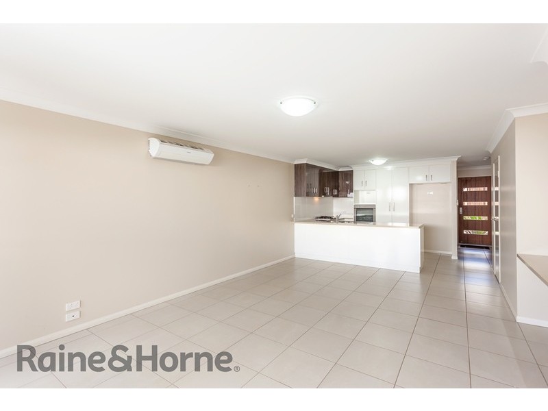 2/6 View Street, South Toowoomba QLD 4350