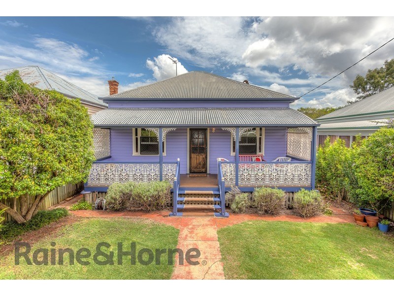26 Eleanor Street, East Toowoomba QLD 4350