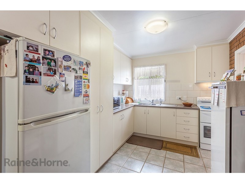 285 James Street, Newtown QLD 4350