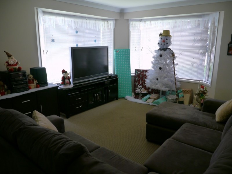 2 Walls Drive, Kearneys Spring QLD 4350