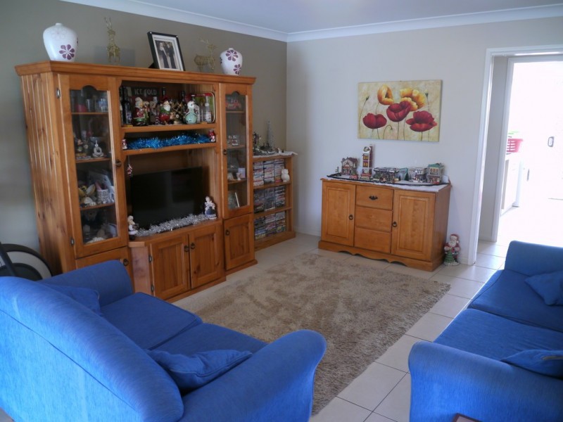 2 Walls Drive, Kearneys Spring QLD 4350