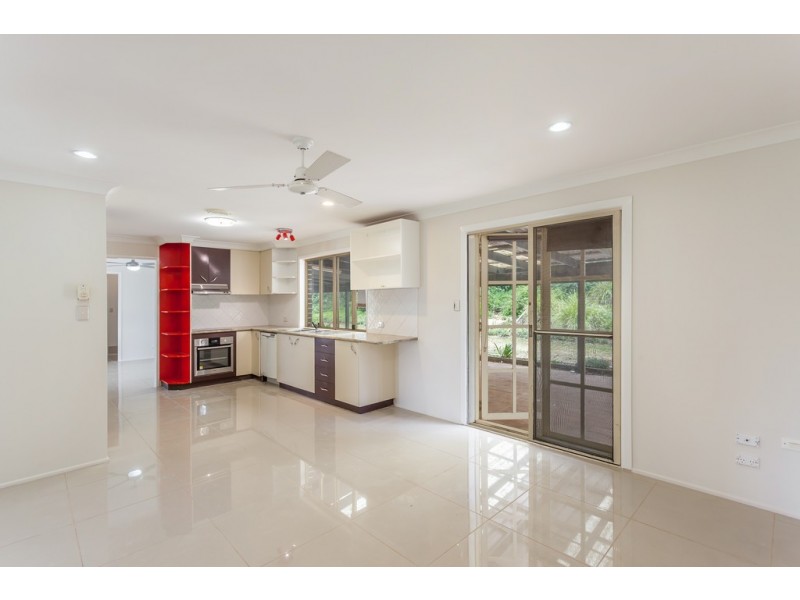 40 Valley View Drive, Meringandan West QLD 4352