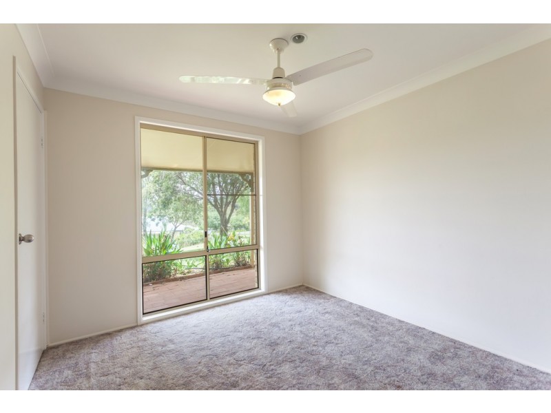 40 Valley View Drive, Meringandan West QLD 4352