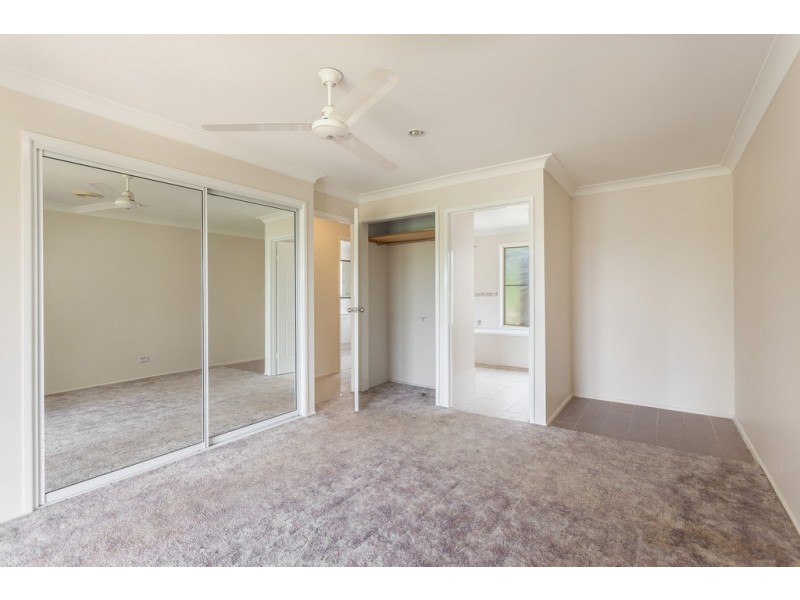 40 Valley View Drive, Meringandan West QLD 4352