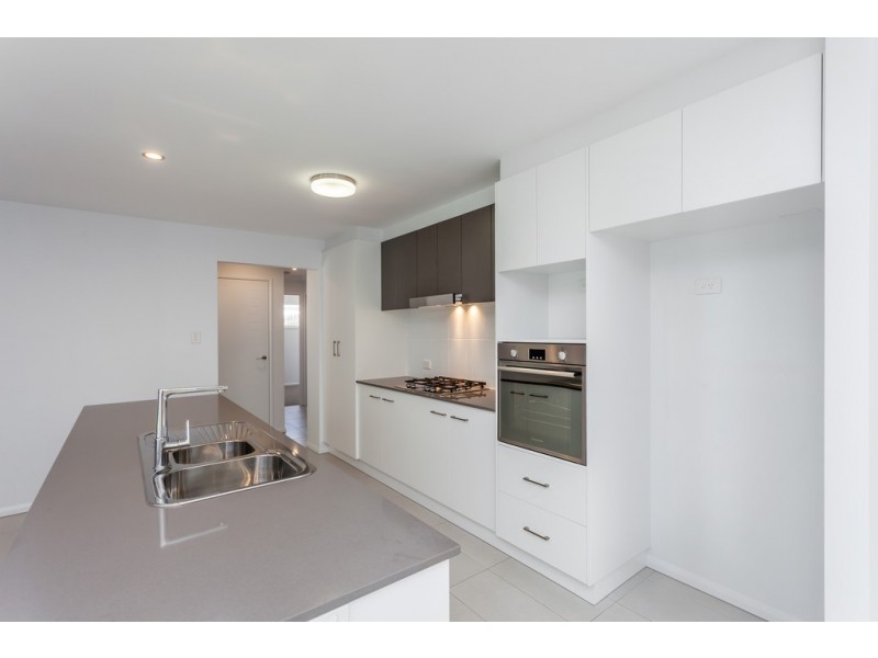 1/17 Sidney Street, North Toowoomba QLD 4350