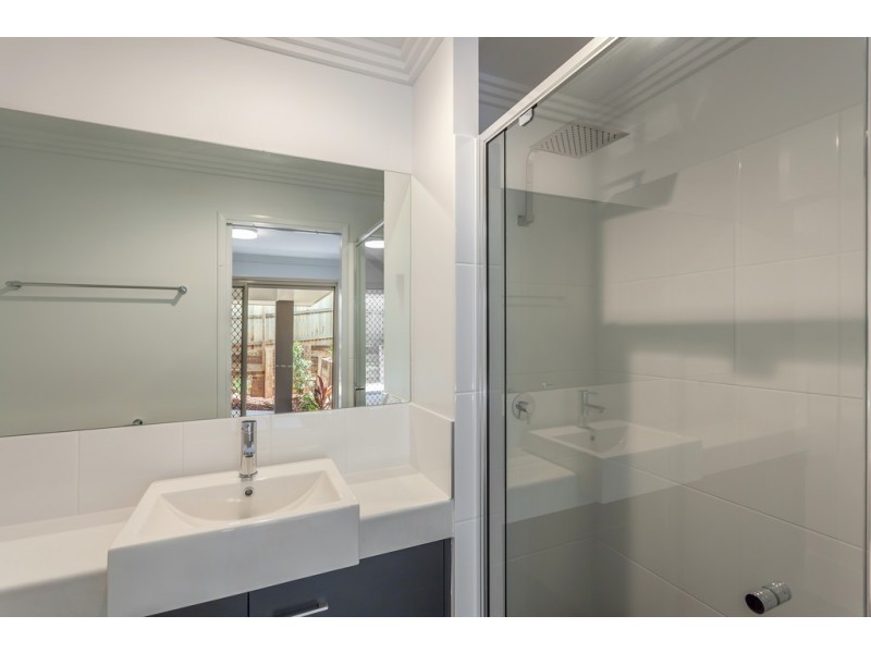 1/17 Sidney Street, North Toowoomba QLD 4350