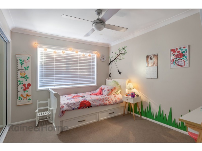 4 Roy Close, Westbrook QLD 4350