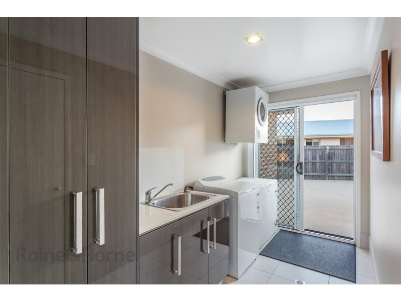 4 Roy Close, Westbrook QLD 4350