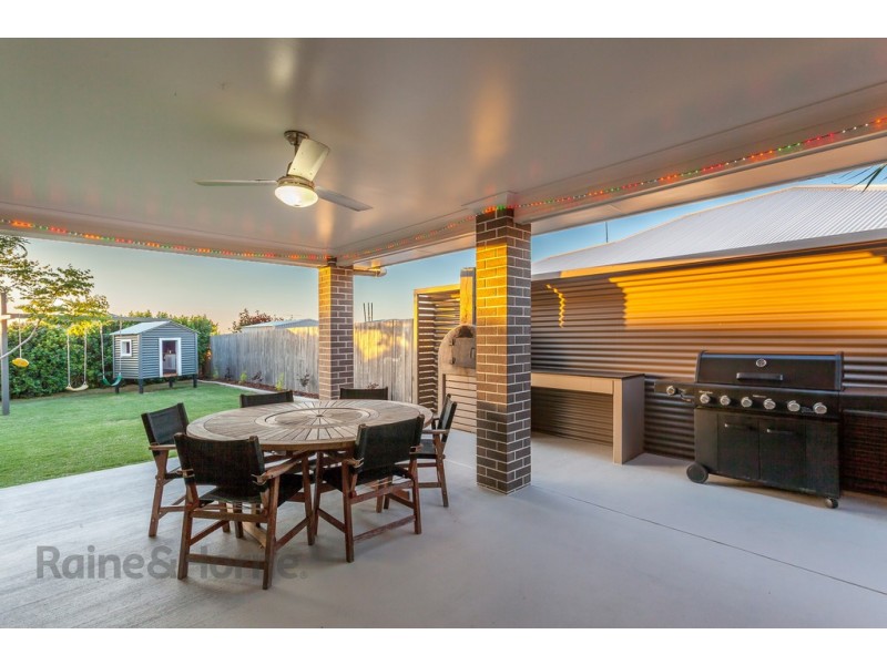 4 Roy Close, Westbrook QLD 4350