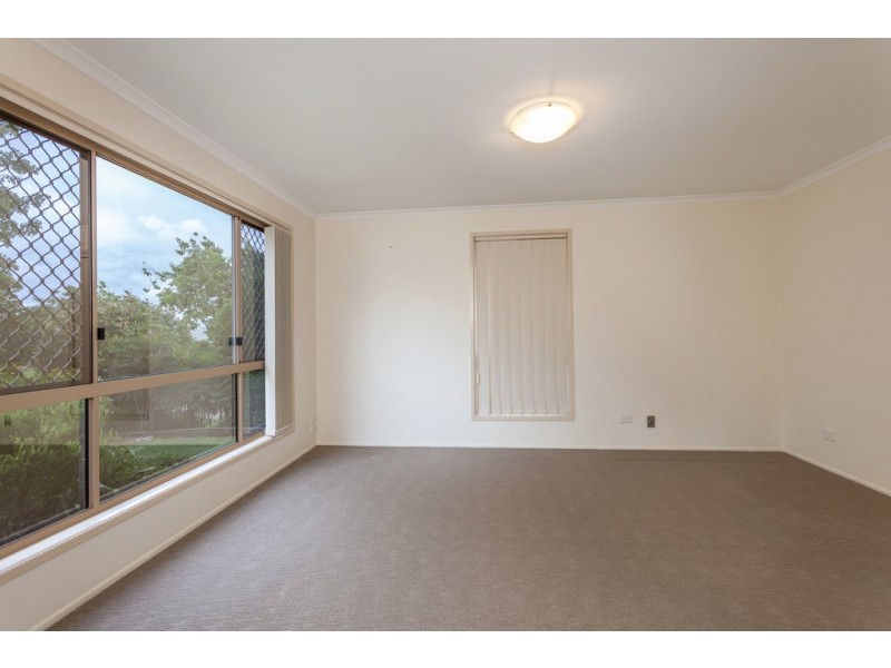 22 Dandelion Drive, Middle Ridge QLD 4350