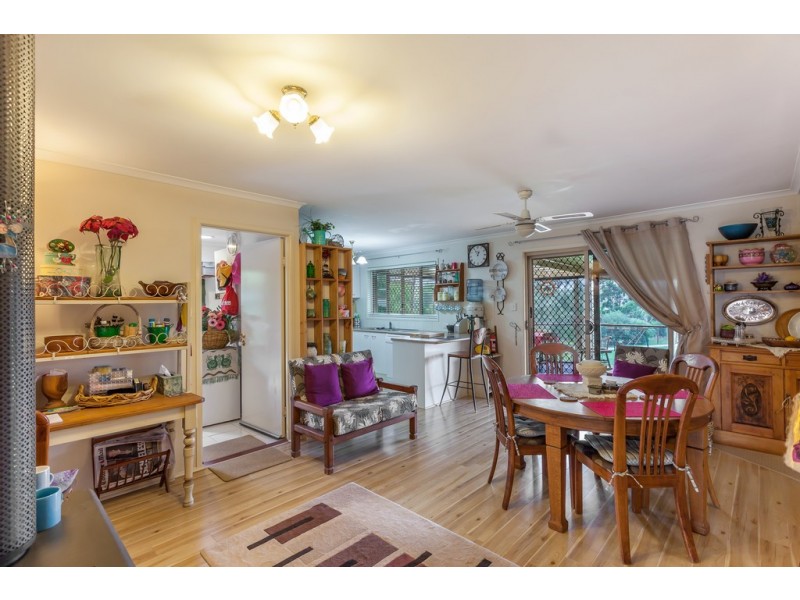 1 Lake Drive, Meringandan QLD 4352