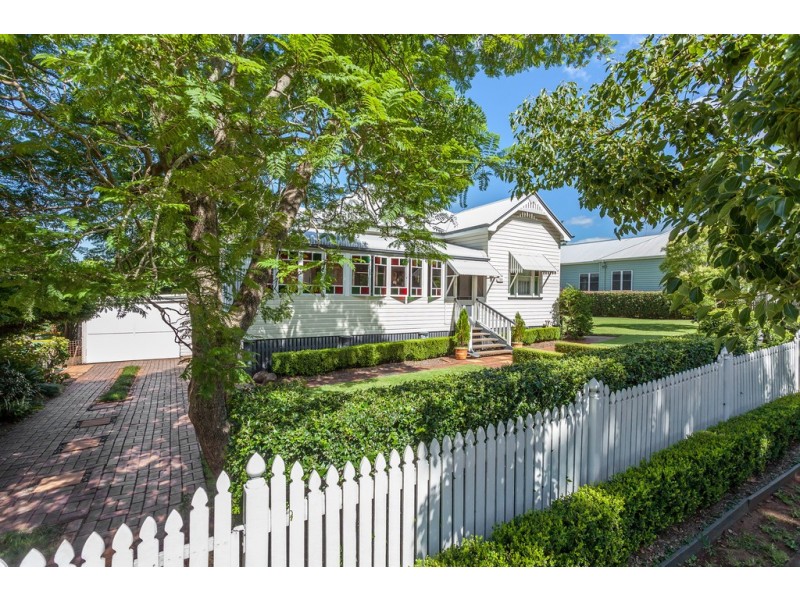 198 Geddes Street, South Toowoomba QLD 4350