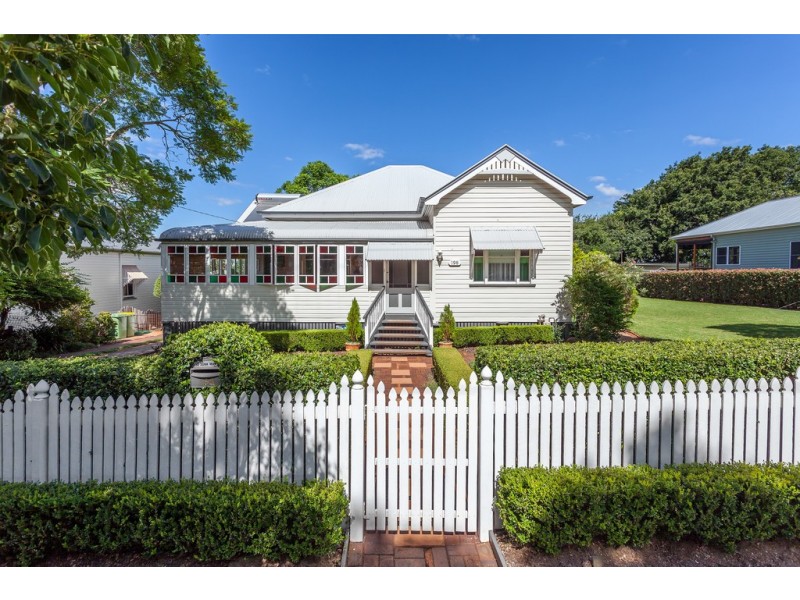 198 Geddes Street, South Toowoomba QLD 4350