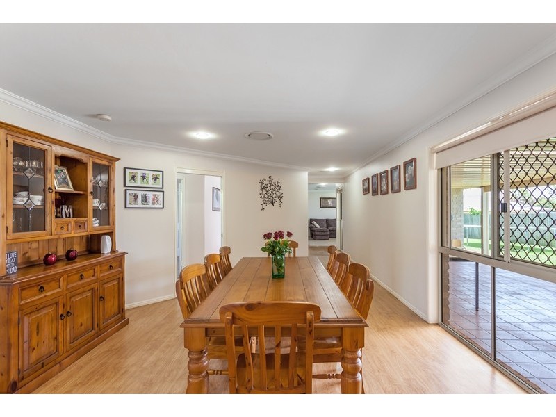 7 Paulene Crescent, Kearneys Spring QLD 4350