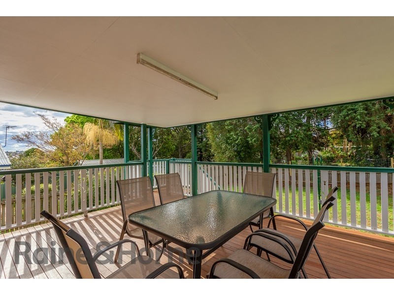 3 Chamberlain Street, North Toowoomba QLD 4350