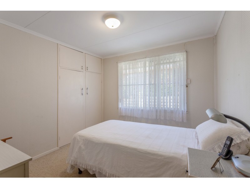 9 Catto Street, Centenary Heights QLD 4350