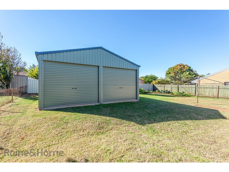 65 Sardon Street, Centenary Heights QLD 4350