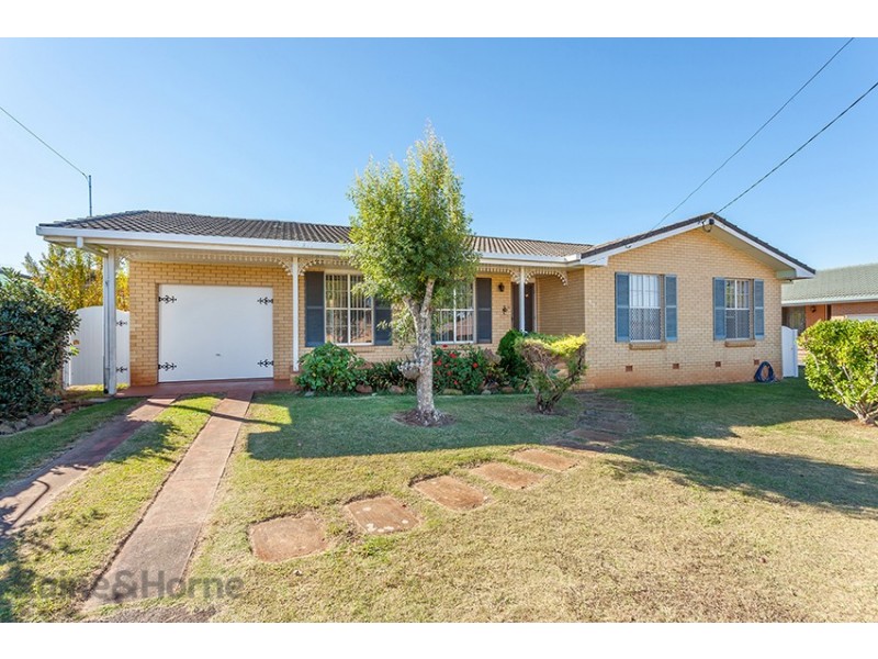 65 Sardon Street, Centenary Heights QLD 4350